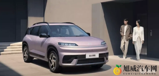 男生和女生一起差差差的软件下载：创新软件提升驾驶体验，安全环保两不误-1