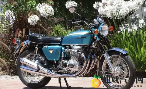 一边光盘打卡,一边13年报废:我们的节俭,为何只盯餐桌?-2