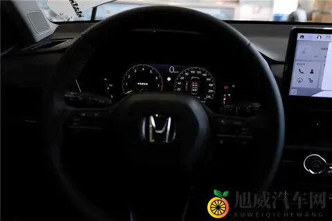 黑人与娇小又粗又大：独特设计+强劲动力，这款新车成未来市场焦点-3