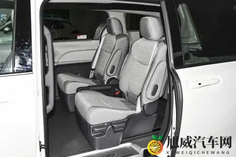 天天舔天天插：汽车保养秘籍：告别划痕，保持光泽-3