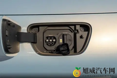 选哪款都值得?五菱宏光MINIEV导购指南,448万起解决通勤烦恼-2