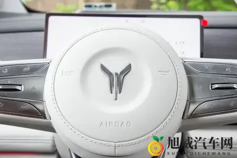 26 款岚图梦想家:全方位的 MPV 优质之选,值得深入了解-1