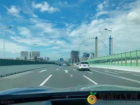 开车12年后，才明白高速上并不是越快越好，都是吃亏换的经验！-2