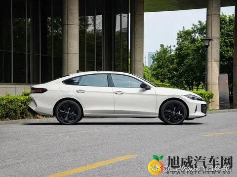 抚顺心动神车 凌渡L和思域对比测评-2