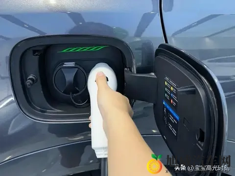 唐L EV一车解决全家人烦恼 动力续航充电全搞定成家庭首选-2