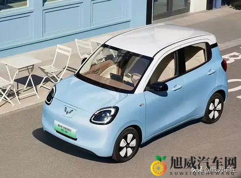 五菱宏光MINIEV四门版推301km续航车型，价格558万元！-3