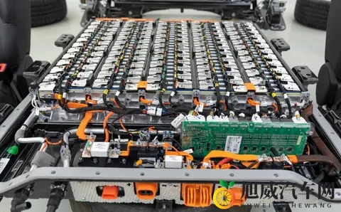 增程车和充电站的拉锯战，谁先赢谁先败-1