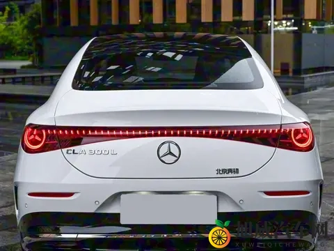 奔驰纯电轿车249万起，续航866km+800V快充，不比特斯拉香？-2