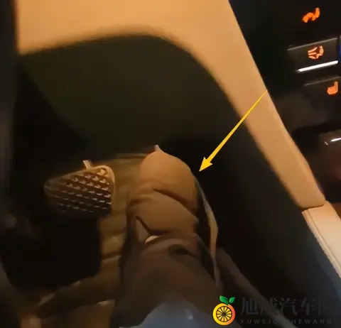 宝马7系发动机如何手动排空气?这招简单、粗暴、有效!-1