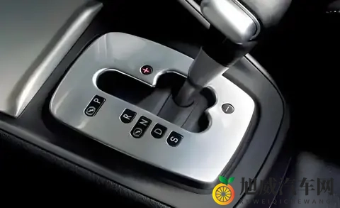 车只有 S 挡没 L 挡，下坡总怕溜车？老司机实用技巧：其实一点不复杂-2