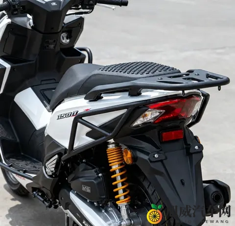 先别急 新大洲本田第三款150踏板 大概率是150ADV 或配KYB减震-2