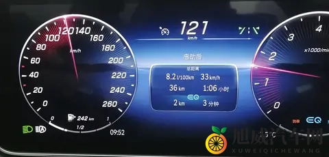 2025款奔驰C级试驾:豪华感真能当饭吃?优缺点扒透-2