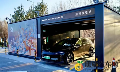 明星操逼：高性能汽车：驾驭极限，明星风格大揭秘-2