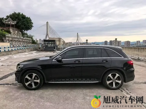 二手奔驰GLC：18款260豪华型，13万公里，13万内拿下！-3