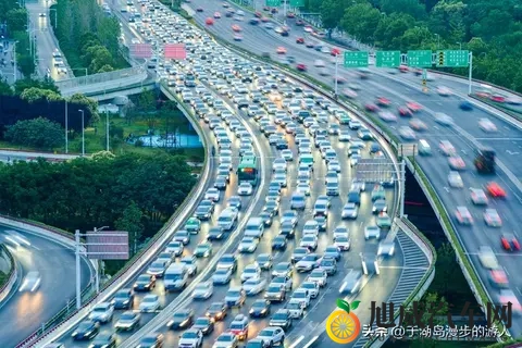 高速_山区超车必看!6个禁区绝不能碰,4个心眼记牢,平安到家-1