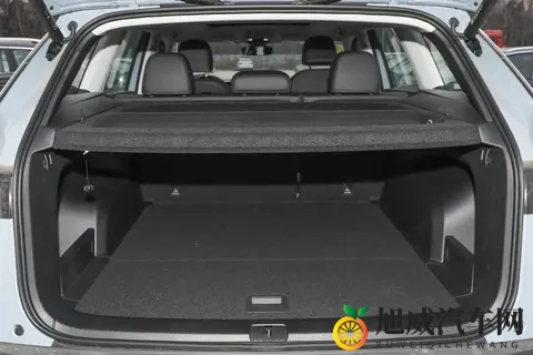 预算 25 万买燃油 SUV？揽巡实用攻略，家用 _ 越野需求全满足-2