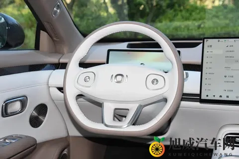 售1099万元起_双动力可选_顶配激光雷达，长安启源A06正式上市-3