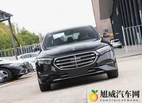 奔驰变相降价？奔驰E级推入门版车型，4299万元减配了哪些配置？-3
