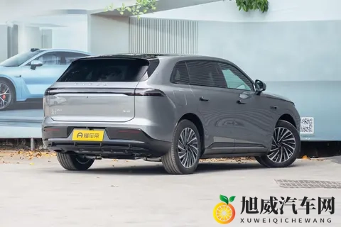 2025款星纪元ET增程版 Pro高速辅助驾驶:实用与科技的平衡之选-2