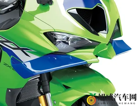 午夜成人APP：智能驾驶新纪元：安全出行未来已来-1