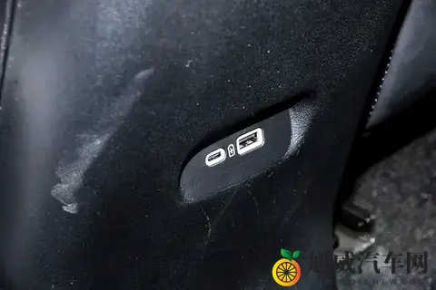 不到20万买六座SUV，二胎奶爸真实用车感受-2