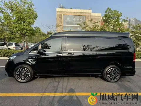 准新奔驰威霆，3万公里商务舱，338万拿下！-1