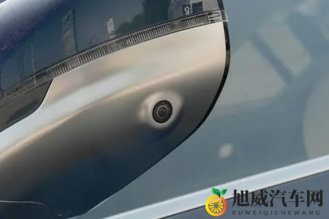 深蓝S09与理想L9对比分析，谁更适合追求性价比的家庭用户？-2