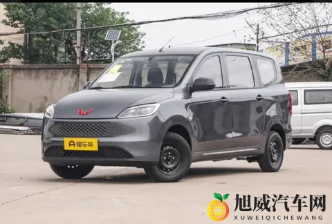 548万起！全新五菱宏光燃油版上市，7座+15L超实用-1