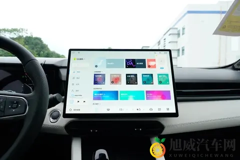 1038万限时起选燃油车?第三代领克03进阶上市给务实新答案-2