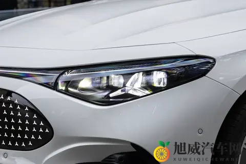 巨大3d怪物无尽精灵宝可梦:3D投影汽车亮相,精灵宝可梦驾驶新体验-3