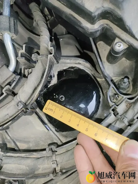 艳。女 高 潮 汇编：汽车女神风采：盘点五大高颜值车型-3