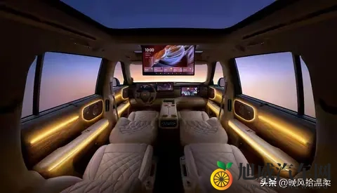 智己LS9内饰官宣，“冰箱彩电大沙发”配齐，还带能躺平的沙发-2