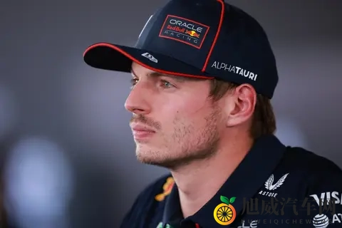 F1史上首次！争冠三人最终积分或打平，维斯塔潘需包揽剩余冠军！-1