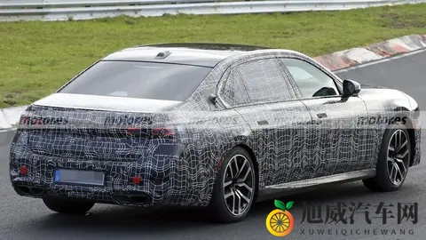 升级视平线全景显示系统 新款宝马7系谍照曝光 有望2026年发布-1