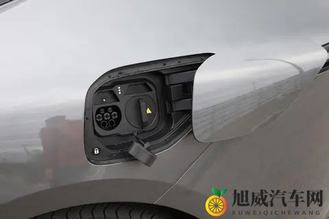 阿维塔 12 四激光版：30 万级豪华车，把钱花在用户每天用得到的地方-3