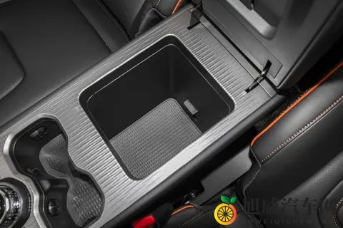 深度体验捷途山海T1：全能四驱方盒子，15万级四驱探索家-3