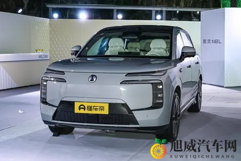 30 万级六边形战士！腾势 N8L 大六座 + 1300 续航，家庭出行闭眼冲～-3