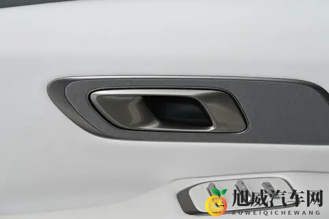 1399万起的深蓝L06,竟标配激光雷达和磁流变悬架?-2