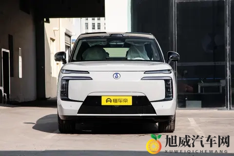 带全家出行,我选择腾势 N8L 的原因:空间、配置兼顾实用与经济-2