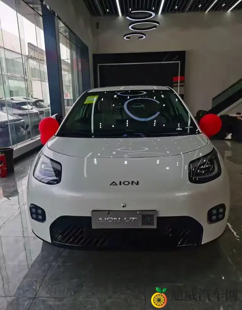 黄金仓库永久免费：汽车后市场革新：维修保养服务升级，成本大降？-3