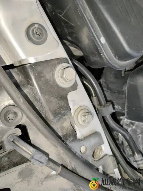 V12引擎的绝唱，6万公里二手宝马760Li，圆梦趁现在-3