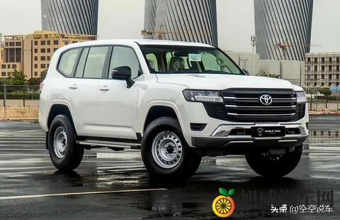 丰田放出王炸！新兰德酷路泽GX约26万，35T+四驱，硬派越野！-1