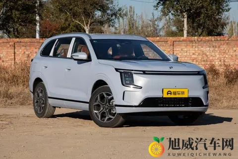 2820mm 轴距 + 220km 纯电，山海 L7 PLUS 实感​-3