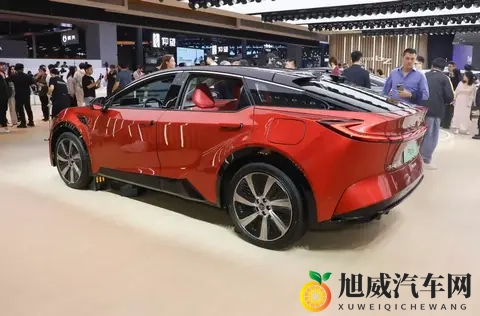 丰田bZ5售价1298万起，但只有高配才有高阶智驾-1