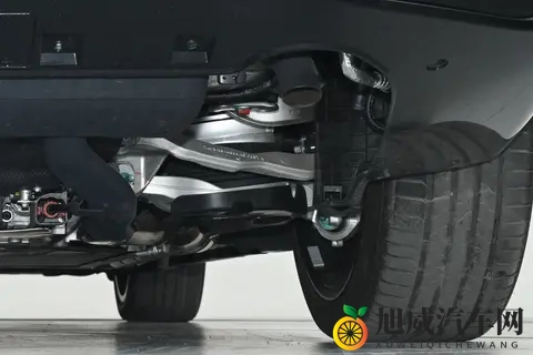 腾势N8L DM 2025款 旗舰型车型的体验如何？-1