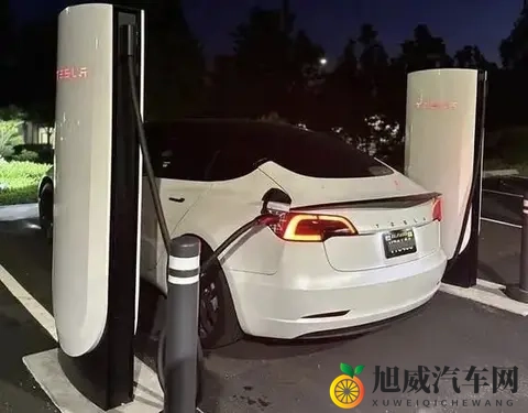 比年轻人不买燃油车更“慌”的:70、80后正批量转向电车-2