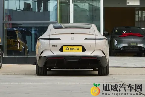 阿维塔上“硬菜”！4激光雷达+双零重力座椅，这车到底有多香？-2