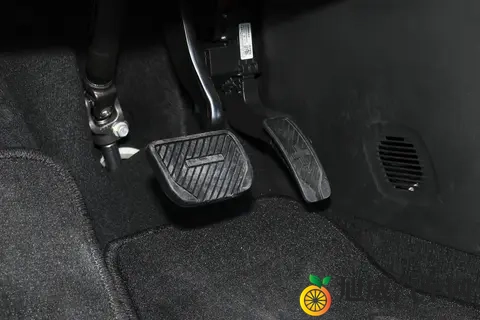 增程车 “油老虎” 标签碎了！AION i60 12 万级开出旗舰质感-1