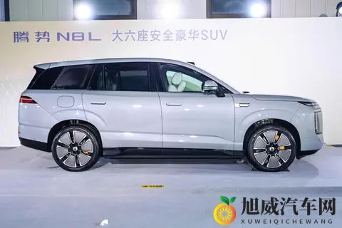腾势N8L正式发布！20T插混+空悬+6活塞，大六座SUV新标杆？-1