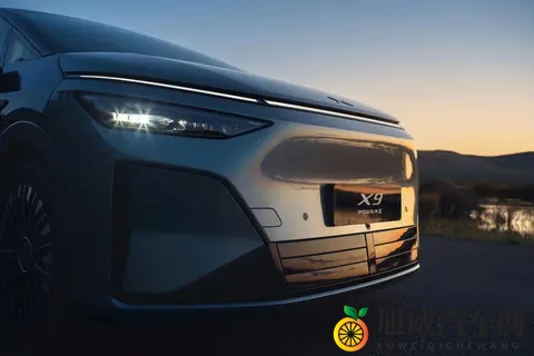 1602km综合续航 预售价35万起 小鹏X9增程版开启预售-3
